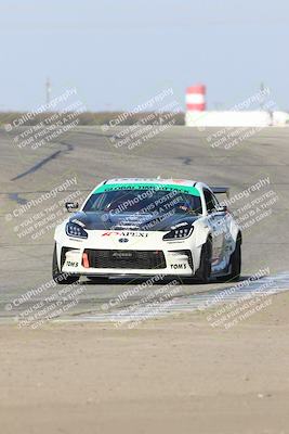 media/Nov-09-2024-GTA Finals Buttonwillow (Sat) [[c24c1461bf]]/Group 4/Session 3 (Outside Grapevine)/